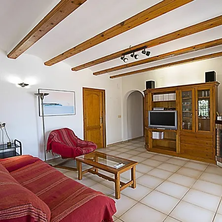 Villa In - 104849